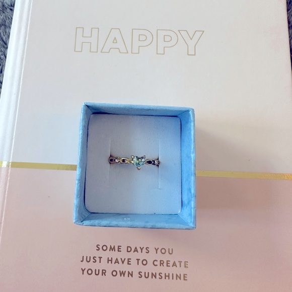 NWT Beautiful Aqua Blue Heart Ring🩵 - Picture 2 of 3
